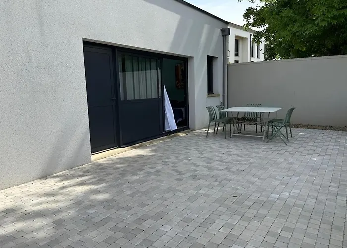 Lovely Guest House With Free Parking
