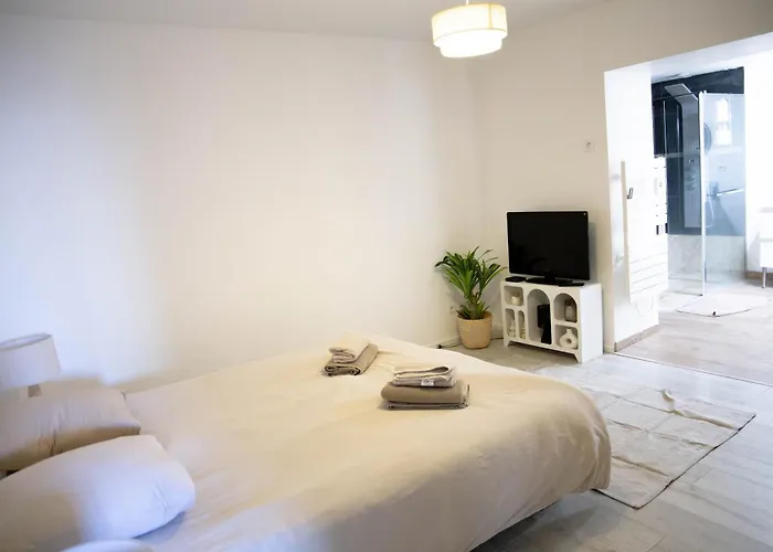 Elegante Villa 3Chambres Terrasse Et Parking Residence Zenith